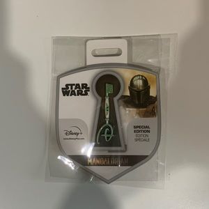 Baby Yoda Star Wars key pin